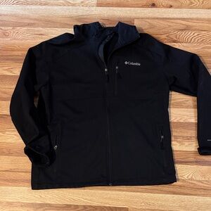 Columbia Men's Black Performance Jacket